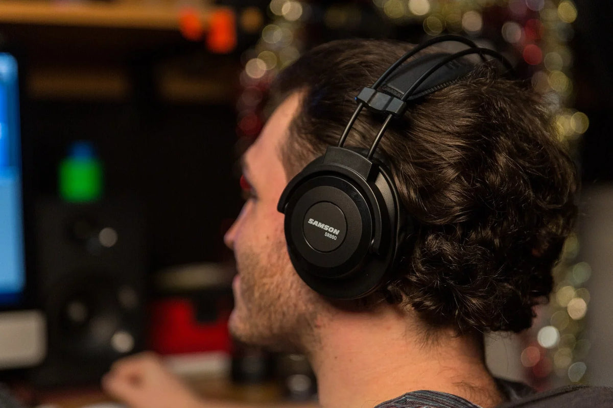 Headphones Samson SR880 Closed-Back Studio