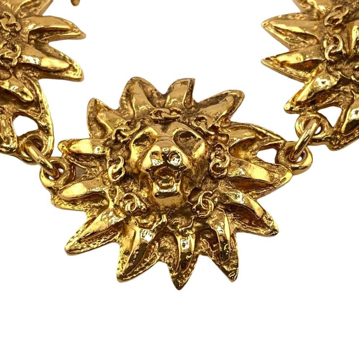 Pre-Owned (Good) Women's Gold Bracelet Z0004923 Lion