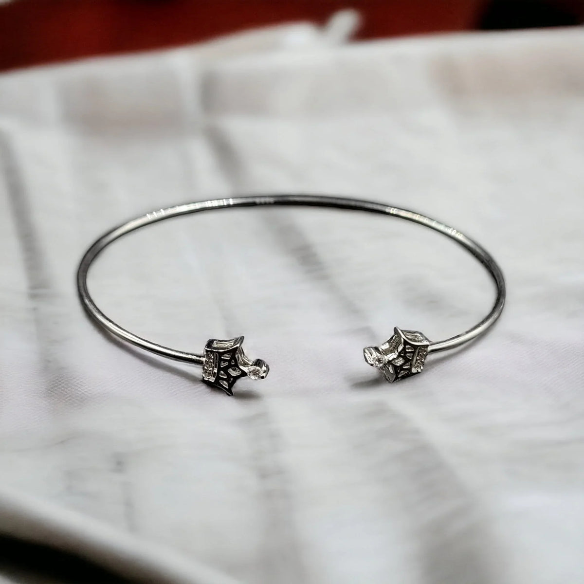 Best Silver Girls Gift With design Solid Handmade Bracelet Adjustable jewelry cuff for Ends Crown Open CZ Bracelet idea Kada