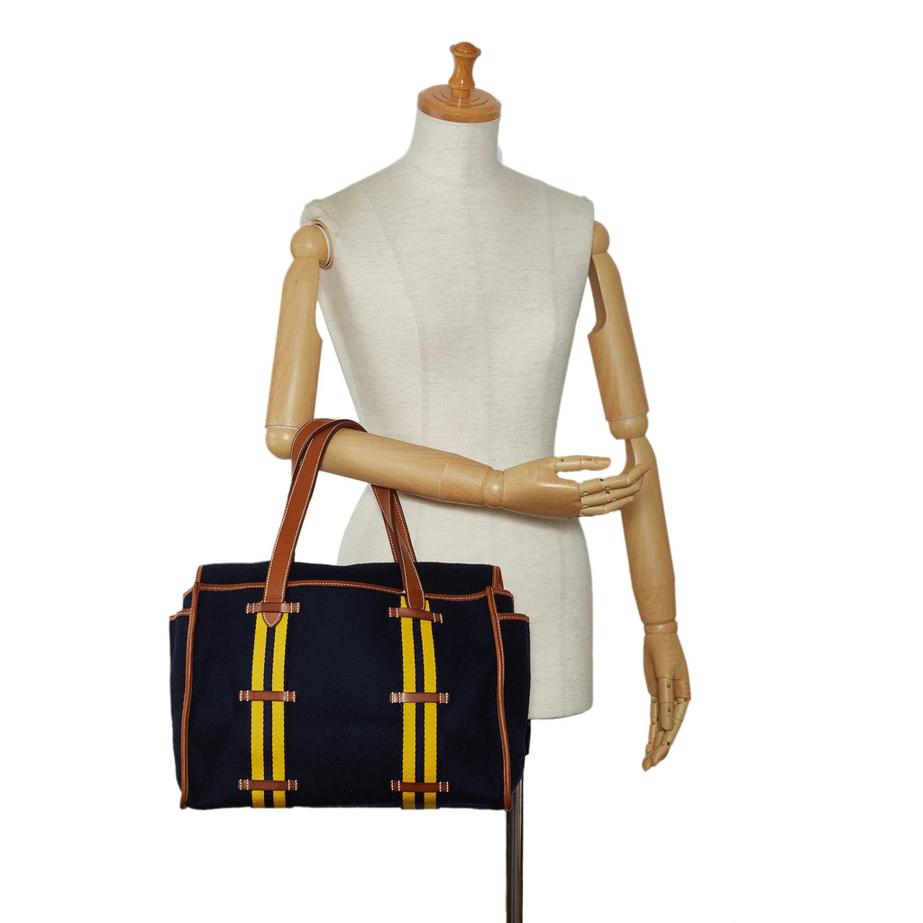 (Good) Bag Cabas Hermès Tote Wool Unisex Fabric Camail Pre-Owned Authenticated Blue