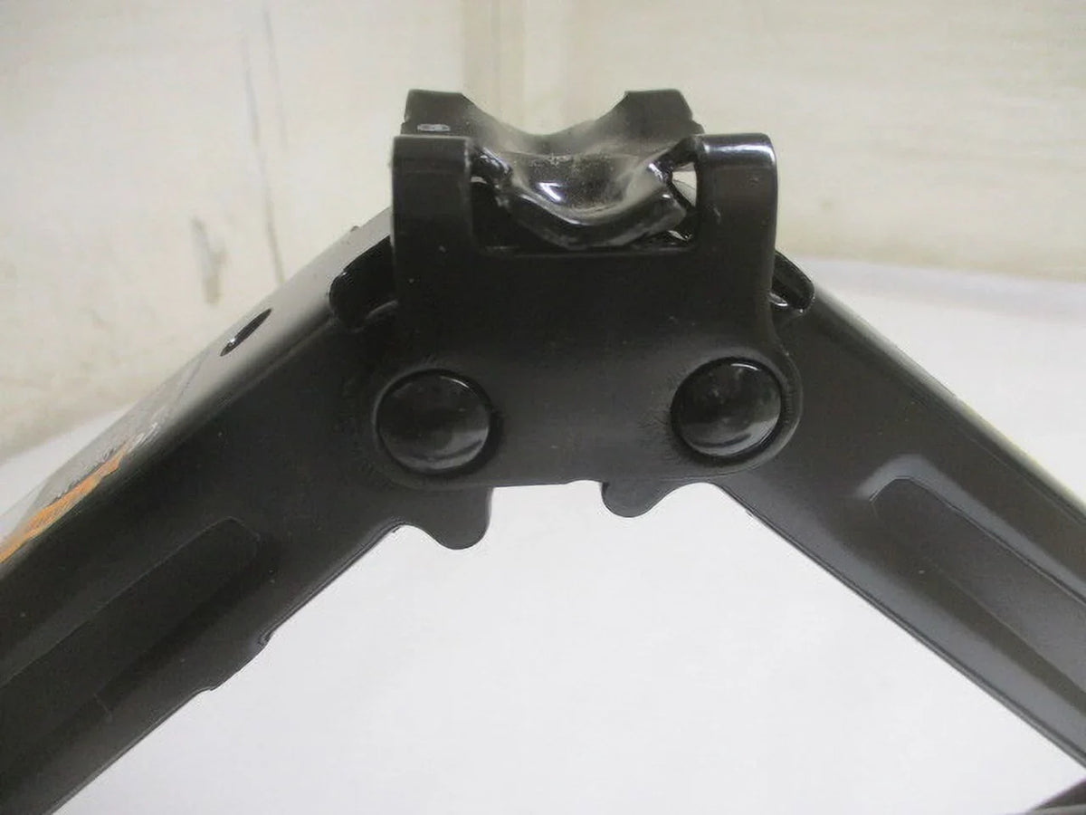 (Good) Tire w/Tool LKQ Pre-Owned OEM Wheel Jack Assembly Chevrolet Trax 2019