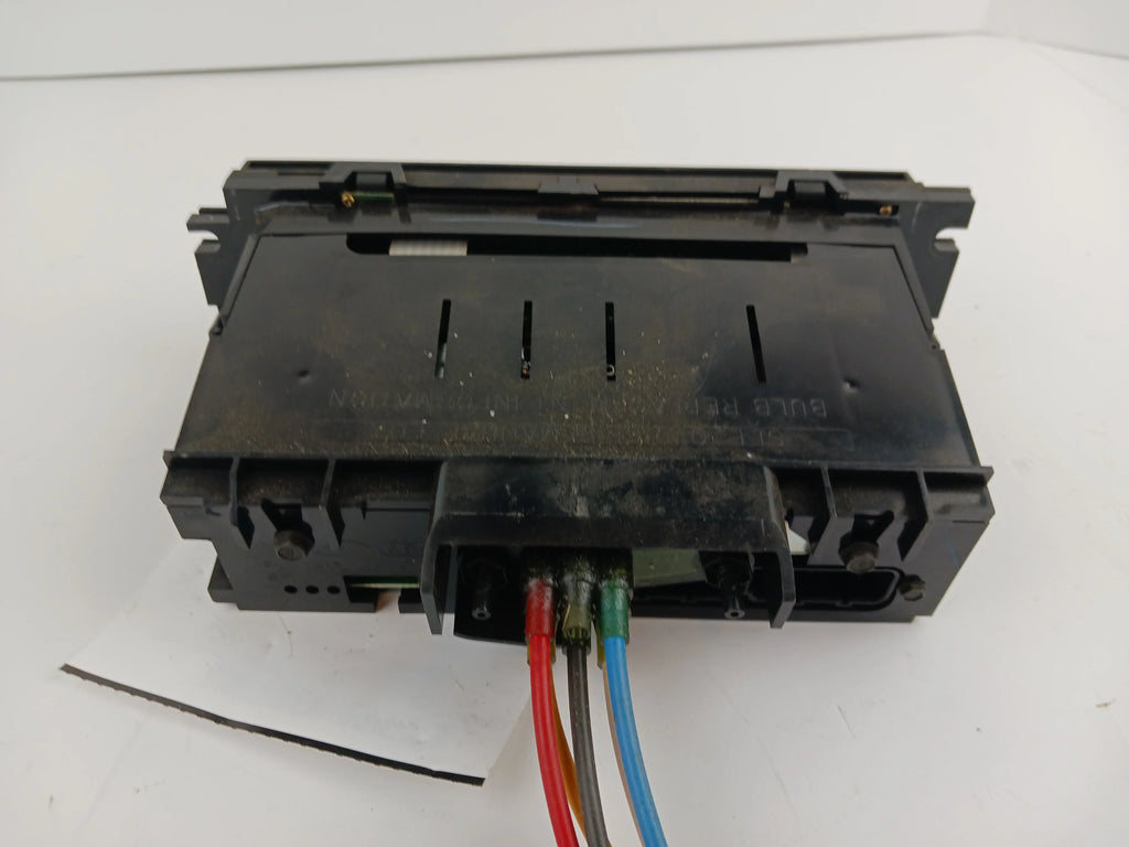 98 OEM Crown 99 Unit 00 HVAC Victoria (Good) Control Pre-Owned Temperature