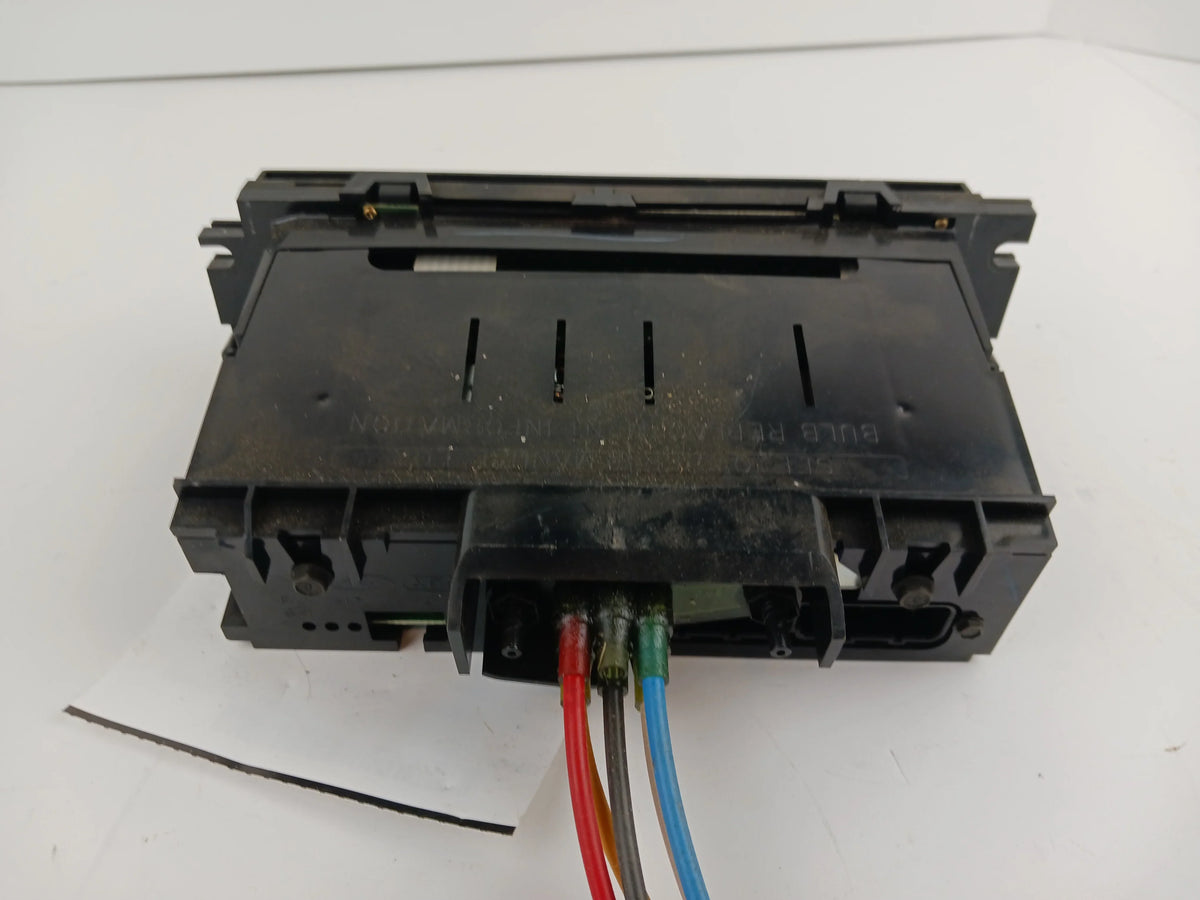 98 OEM Crown 99 Unit 00 HVAC Victoria (Good) Control Pre-Owned Temperature